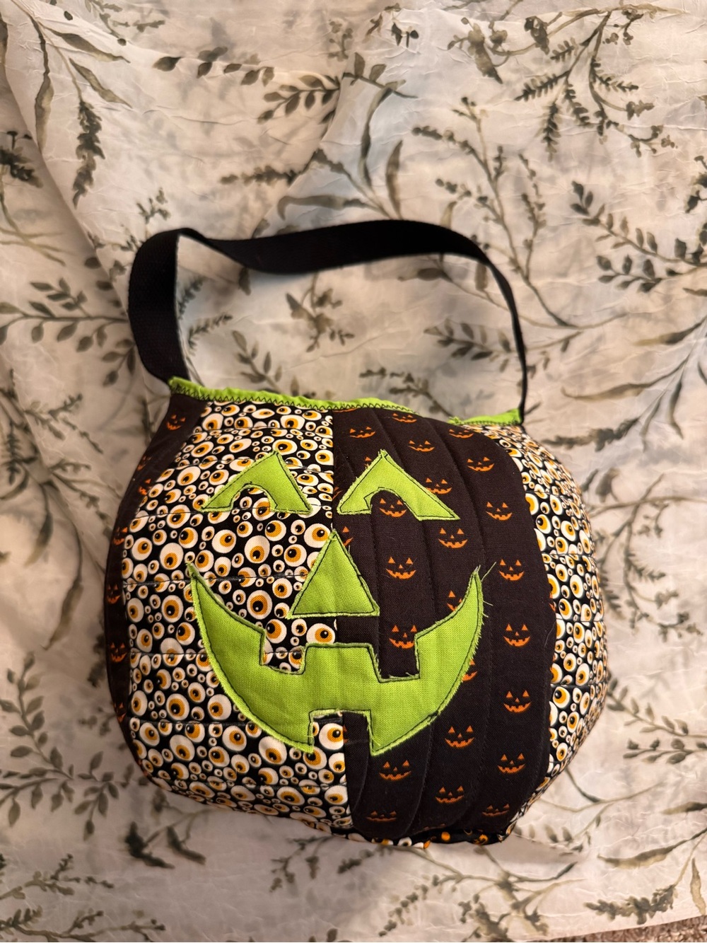 Halloween Jack o Lantern Quilted Candy Bag in Black & Green